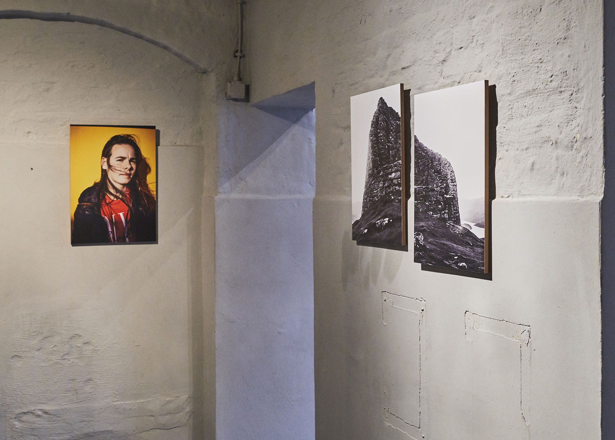 hybridised hebrides exhibition at schaltzentrale hamburg in january 2019 by vianca reinig and philipp schmidt.